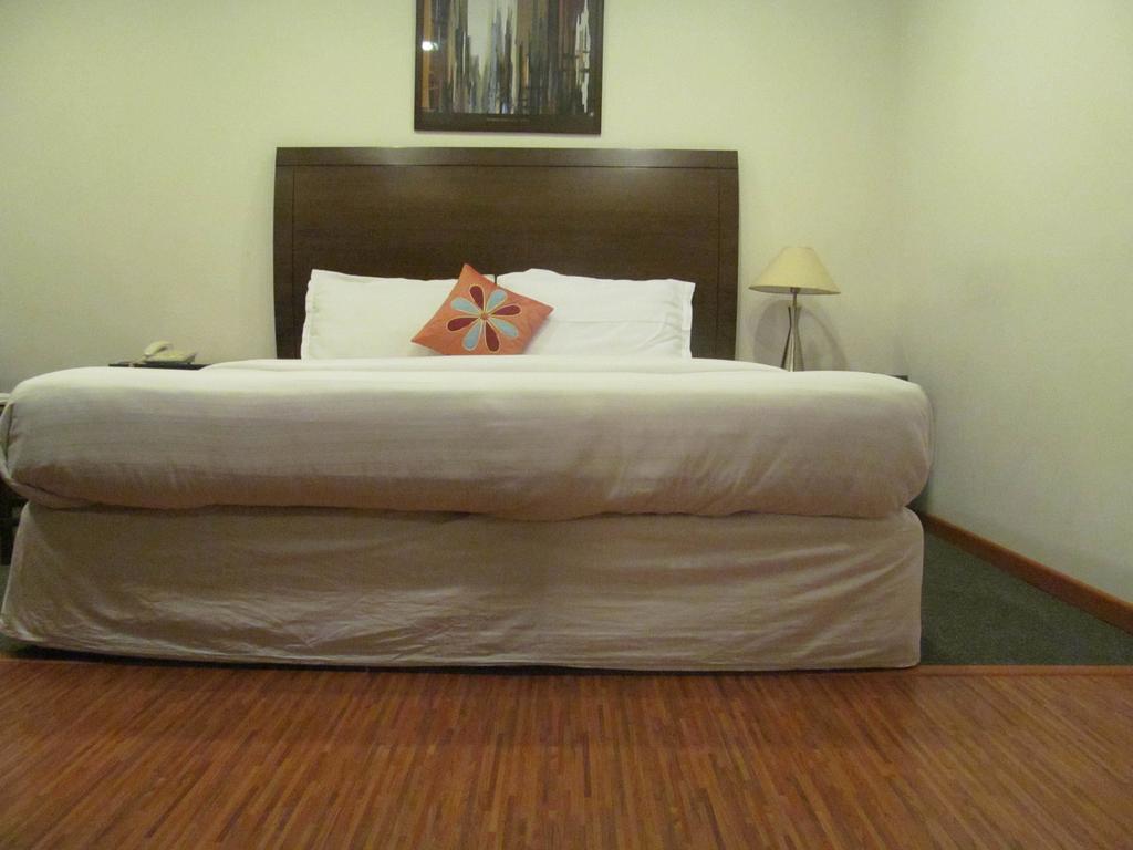 Shilton Residence Bangalore Eksteriør billede