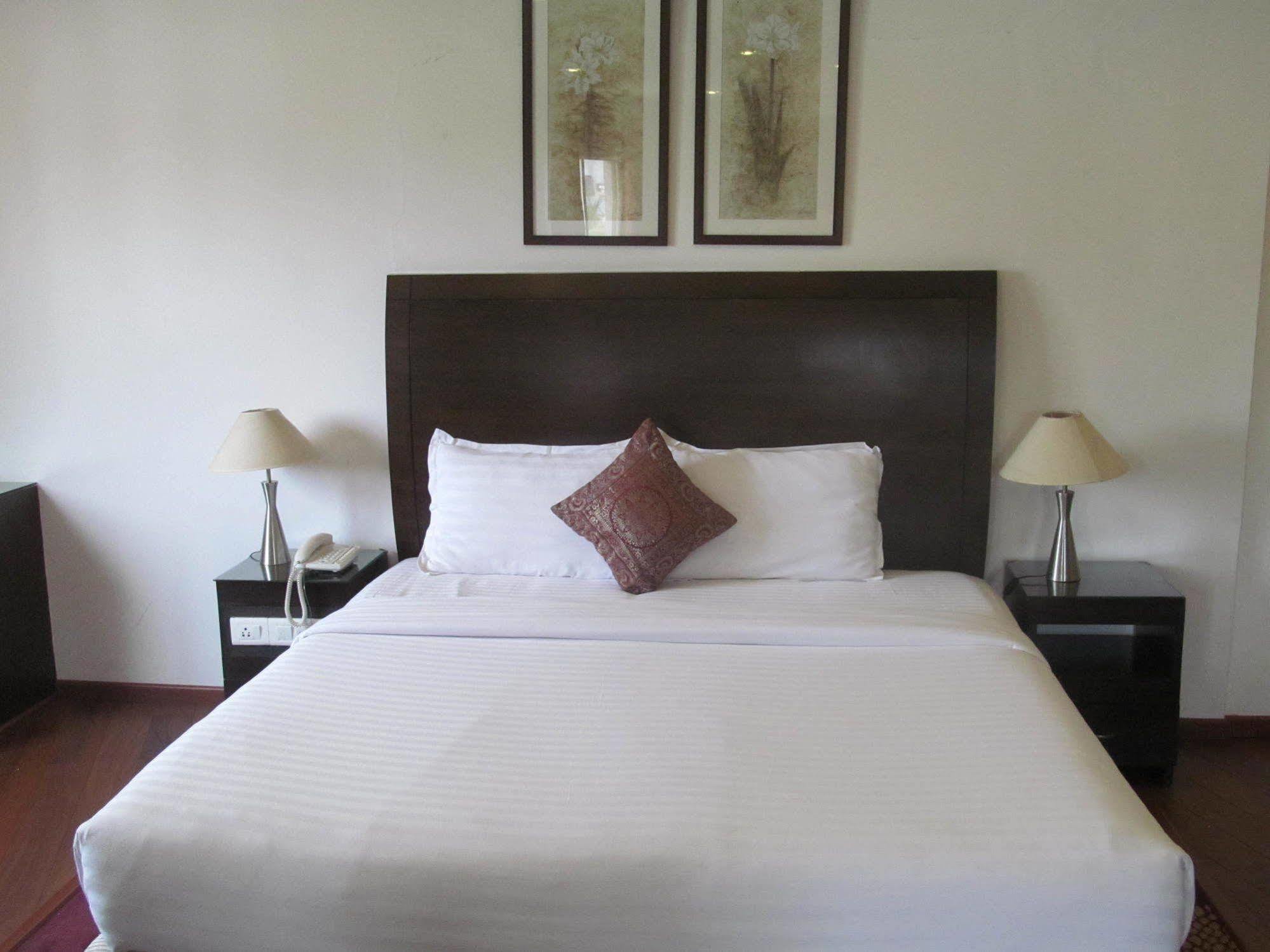 Shilton Residence Bangalore Eksteriør billede